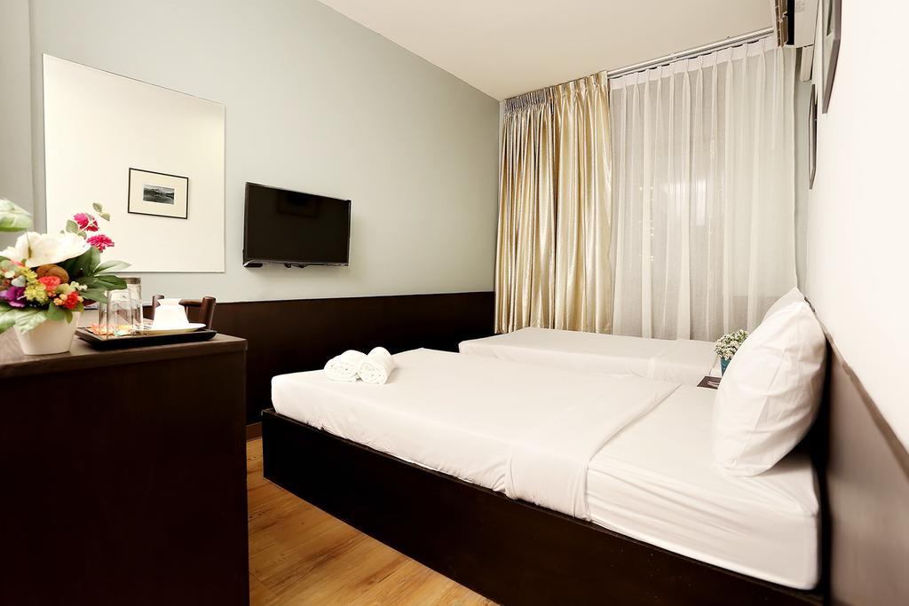 Baan Namtarn Guest House Banguecoque Quarto foto